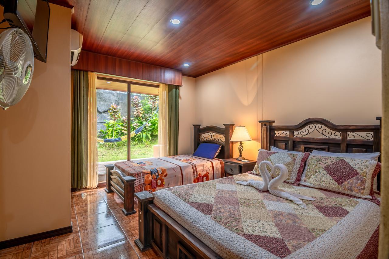 Aunty Arenal Lodge La Fortuna Extérieur photo