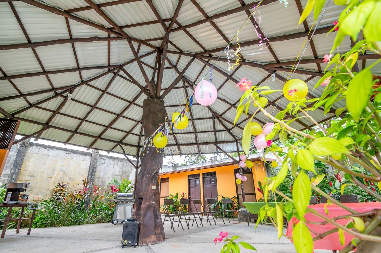 Aunty Arenal Lodge La Fortuna Extérieur photo