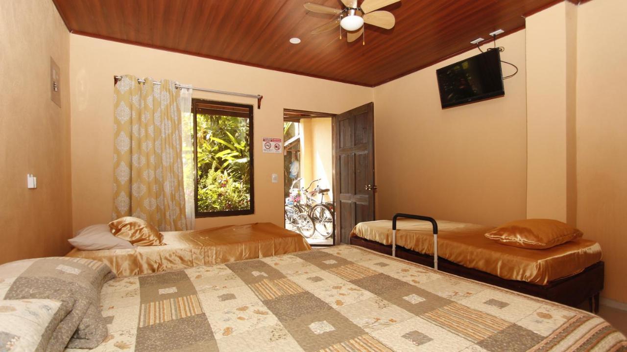 Aunty Arenal Lodge La Fortuna Extérieur photo